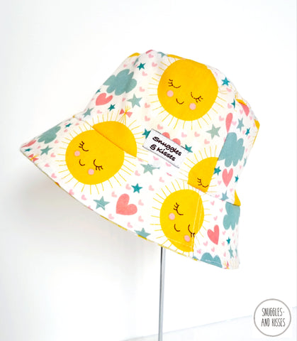 Sunshine Smiles Print Reversible Sunhat-Bucket Style..New!