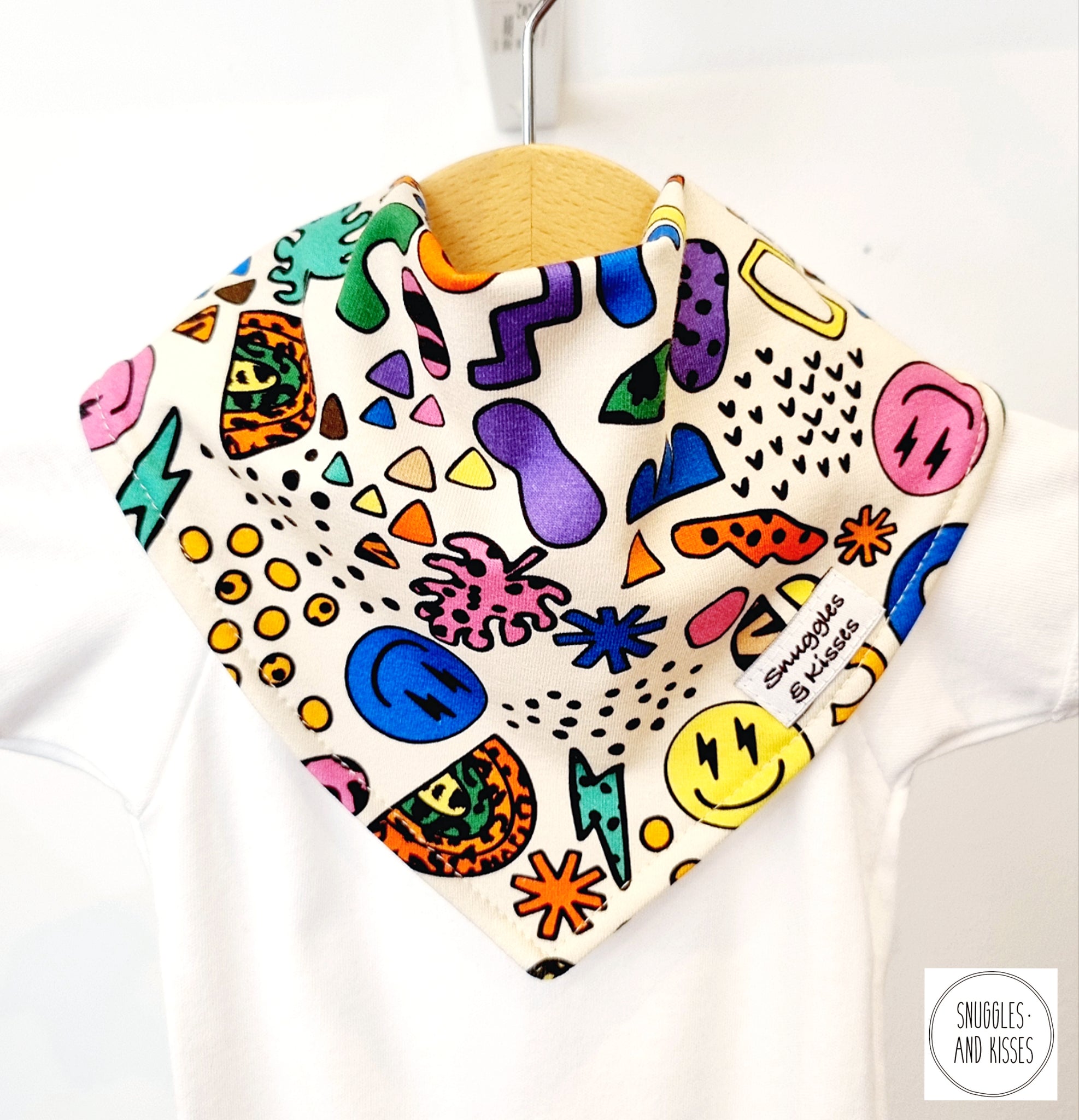 Good Vibes Print Dribble Bib