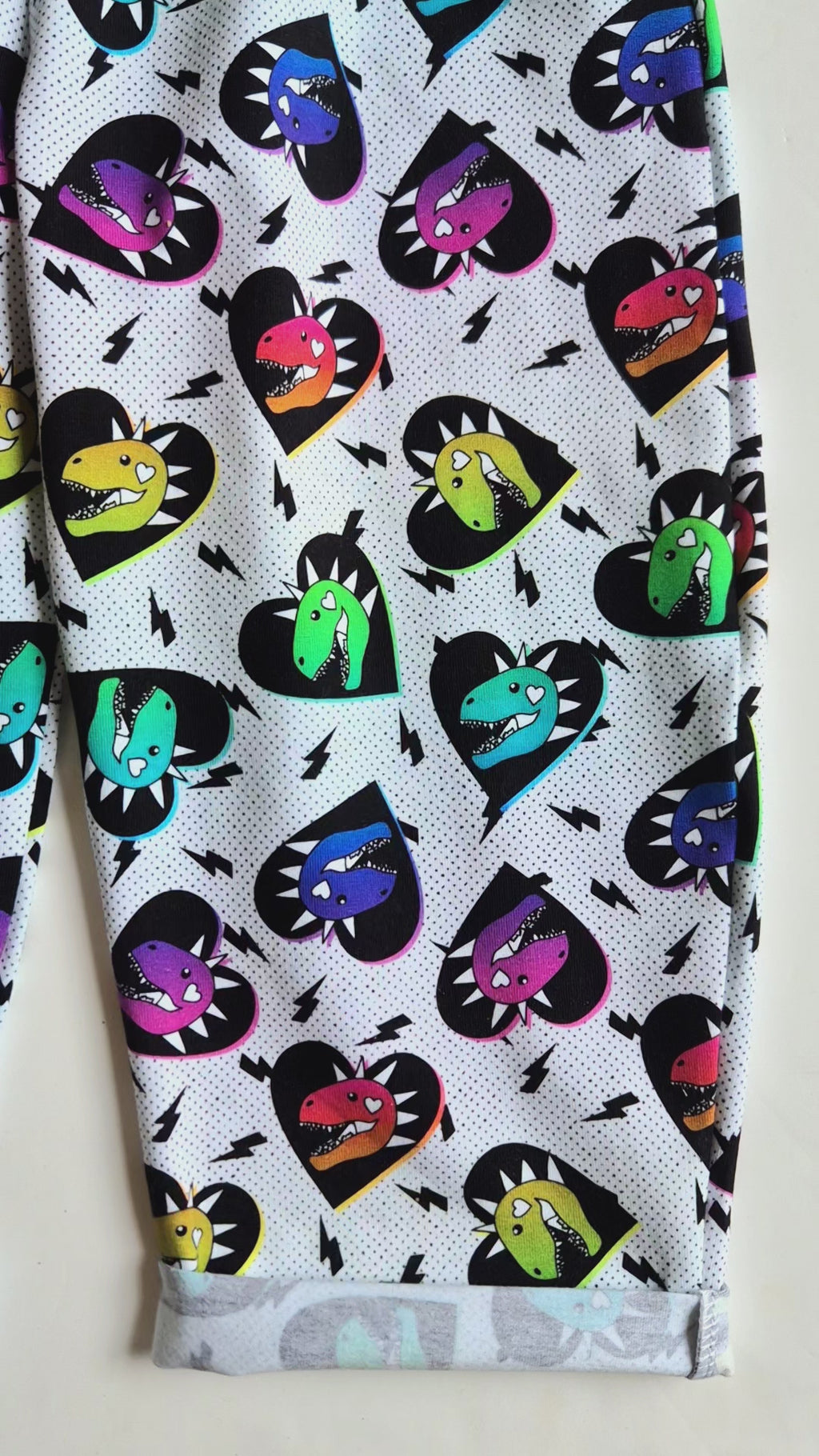 video of the barrel leg trousers