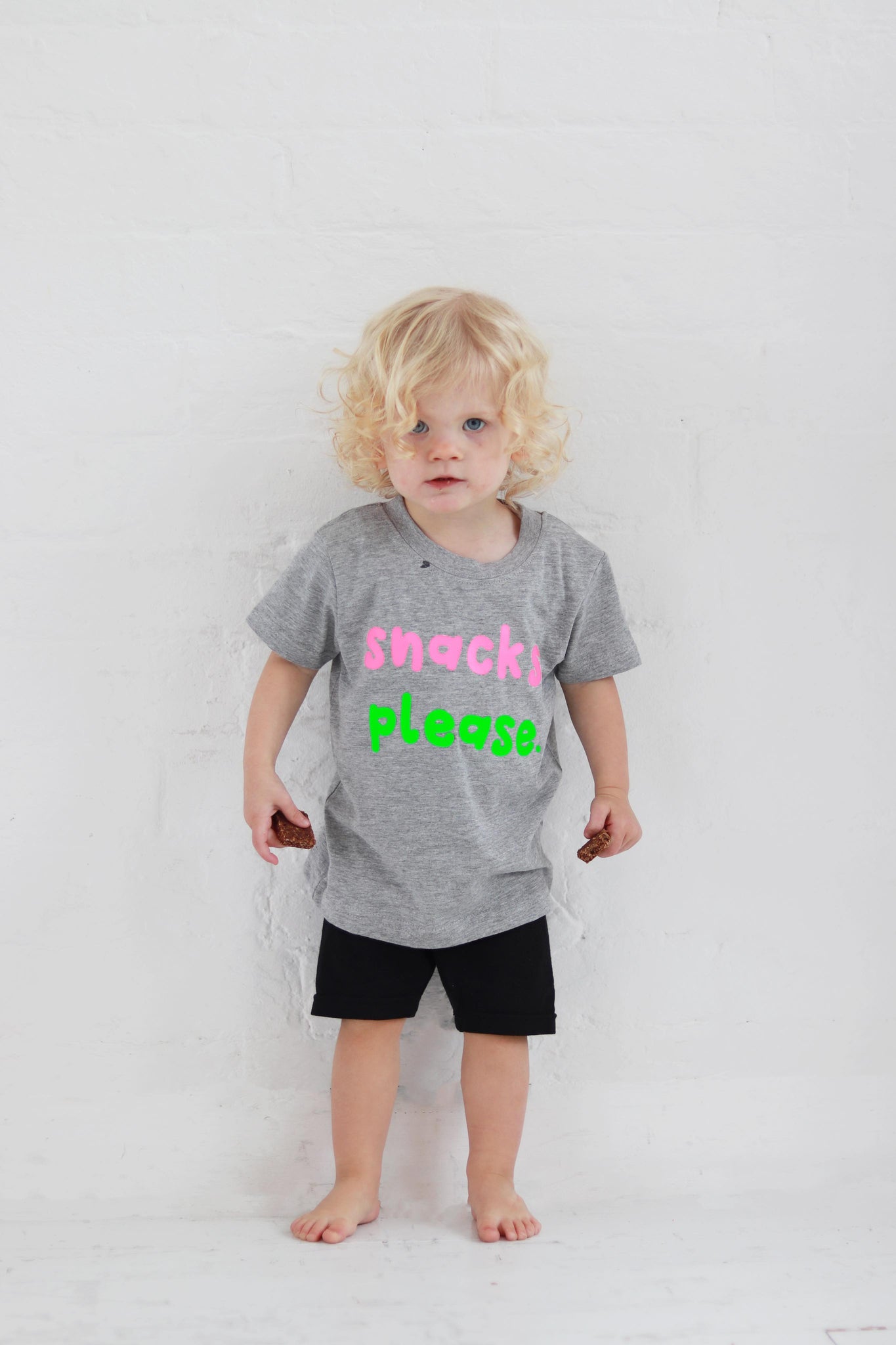 Kids 'snacks please' T-Shirt