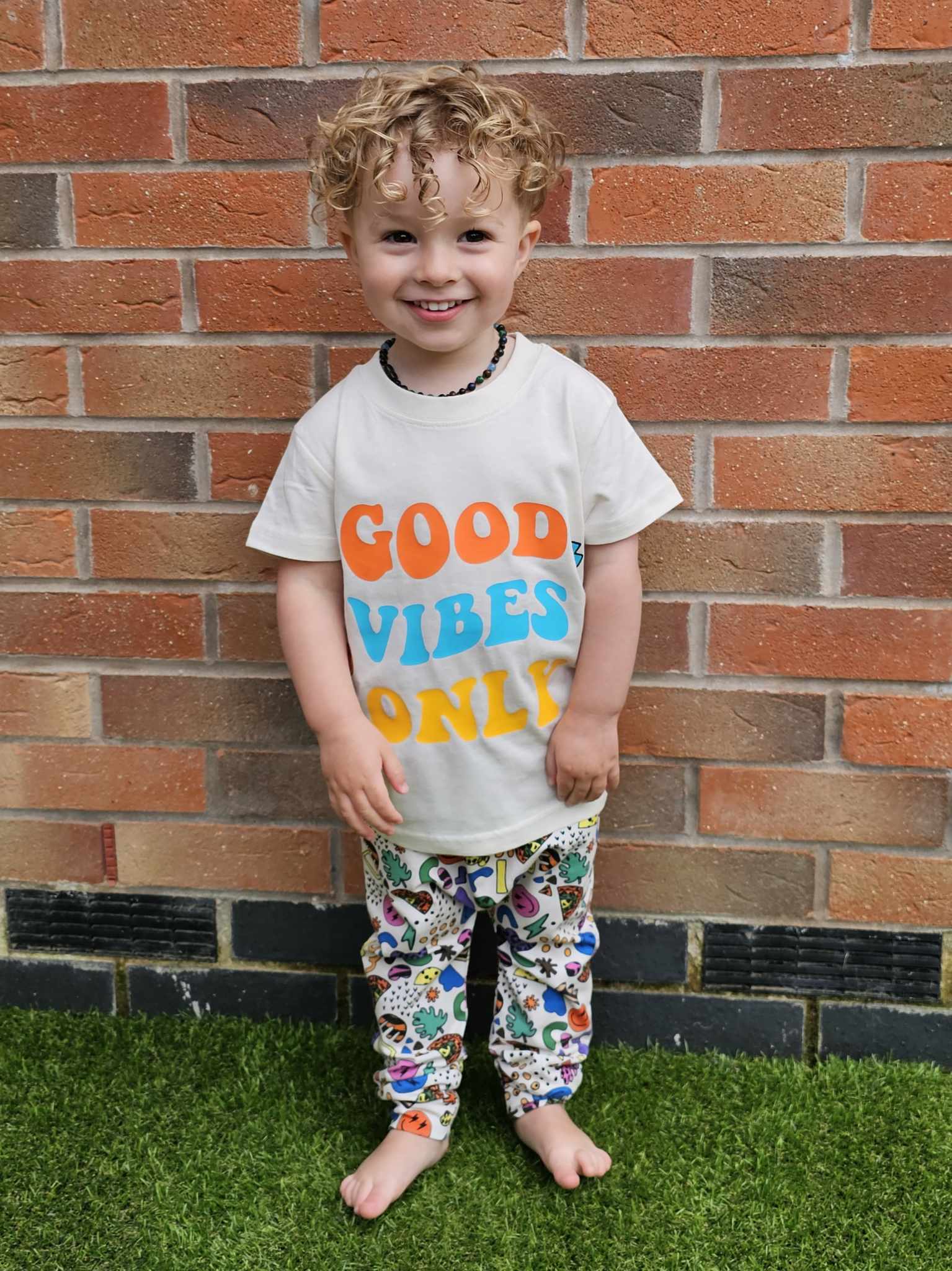 Kids Good Vibes Only T shirt